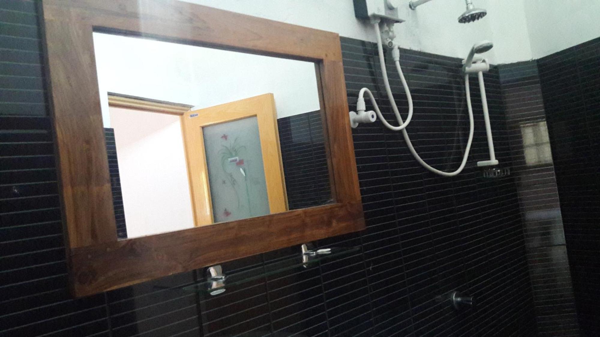 River Side & Swimming Pool Bed & Breakfast Udawalawe Luaran gambar