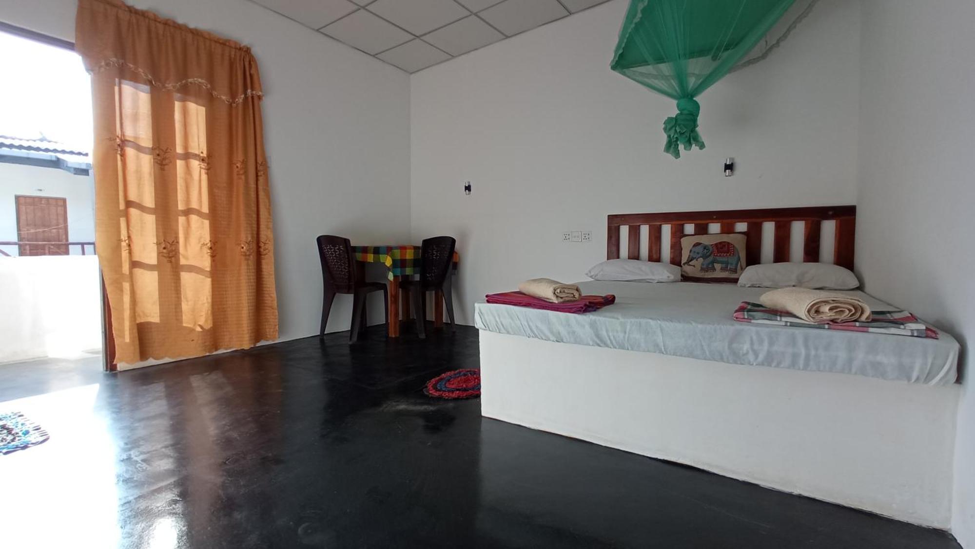River Side & Swimming Pool Bed & Breakfast Udawalawe Luaran gambar